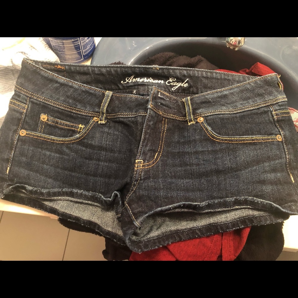 American Eagle Short Shorts